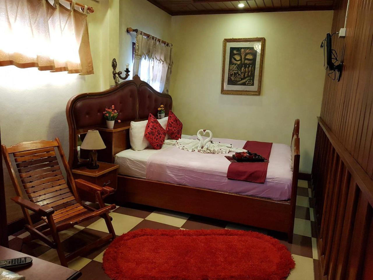 Sakura Wood House Luang Prabang Exterior foto